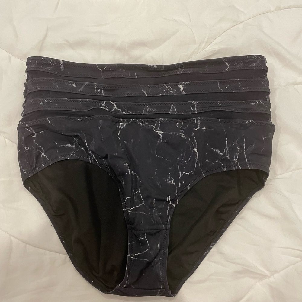 Kiava Marble Opaque High Rise Bottoms